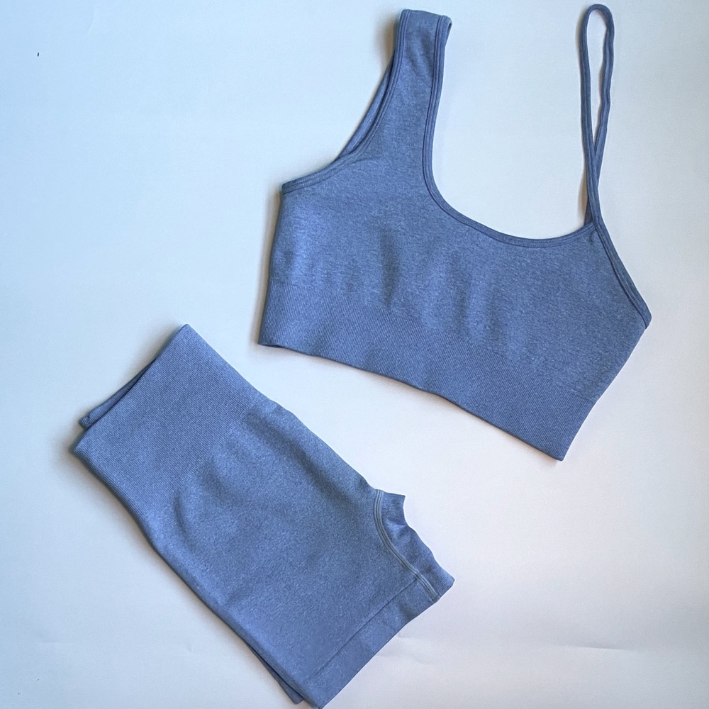 Set seamless